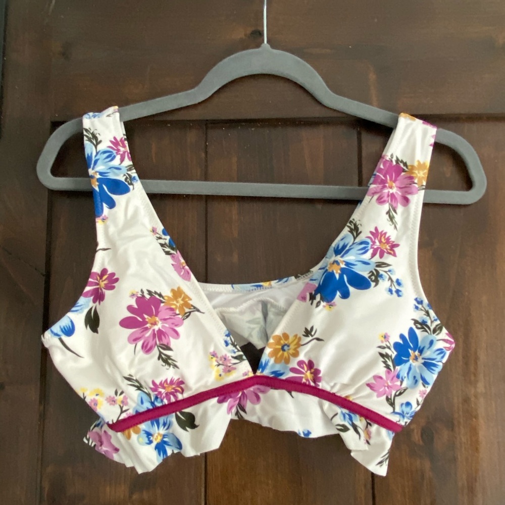 White/purple floral bikini top